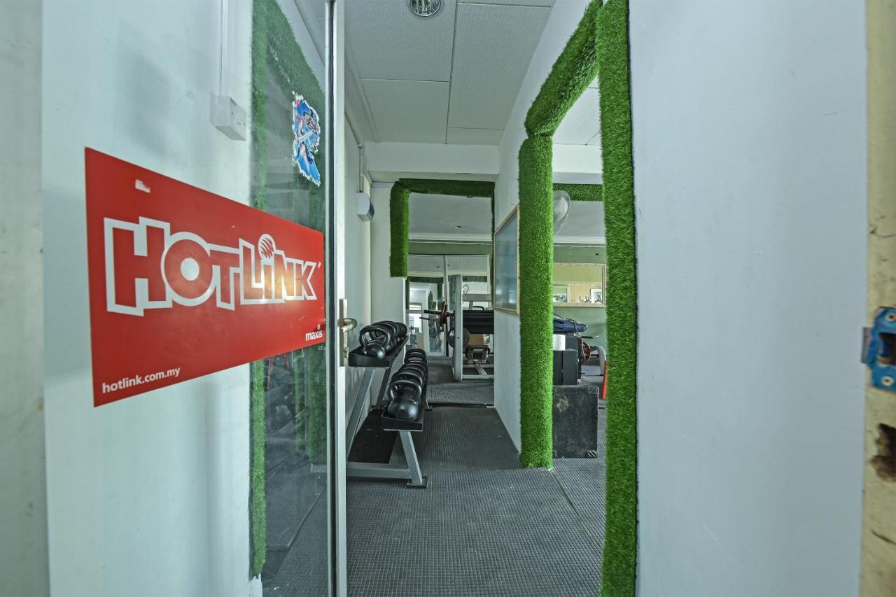 Super Oyo Capital O 90659 Raintown Timbers Hotel Taiping Exterior photo